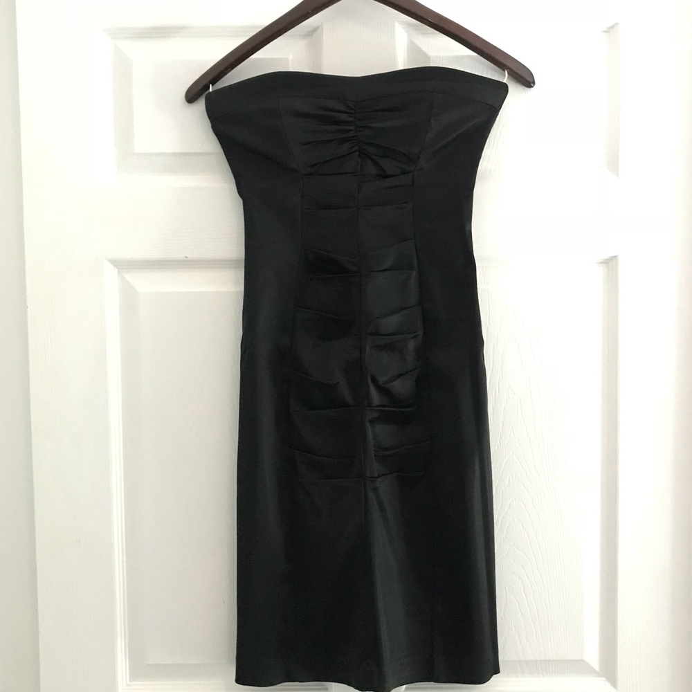 Cache black strapless dress
